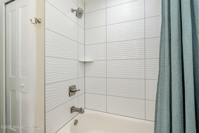 Building Photo - 100 Bel Aire Dr