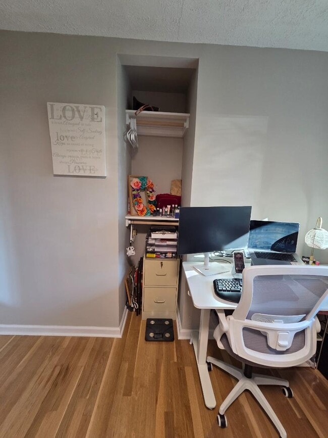 Building Photo - 100 9th Ave