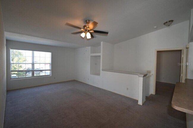 Building Photo - 36113 Deer Creek Dr