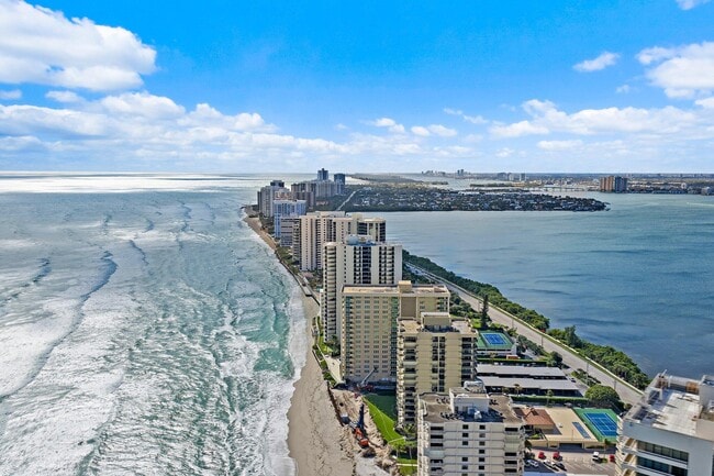 Building Photo - 5440 N Ocean Dr