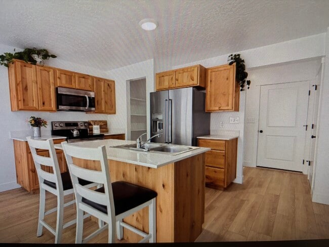 Building Photo - Santaquin Rental House #2