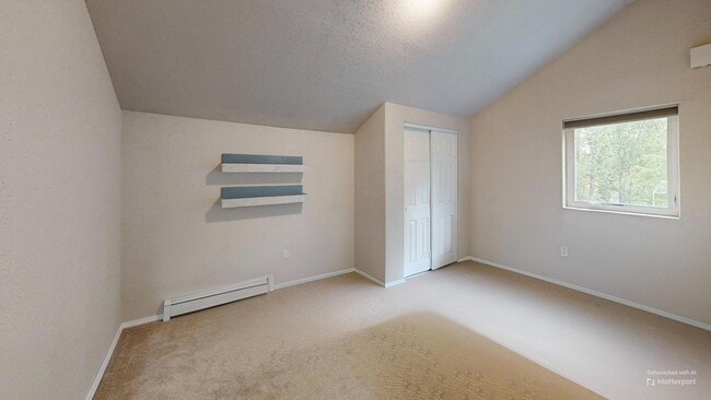 Building Photo - 3 Bedroom Home in North Pole with Garage!!