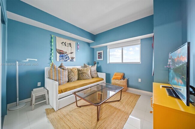 Building Photo - 460 NE 28th St