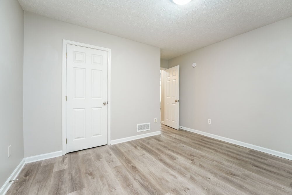 Building Photo - 663 Stonecrest Dr