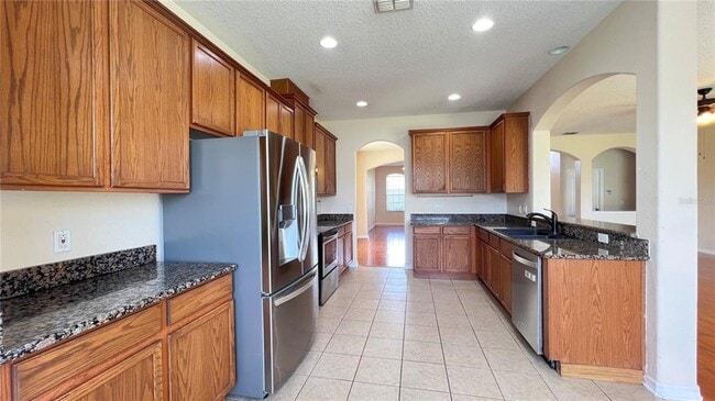 Building Photo - 806 Lost Grove Cir