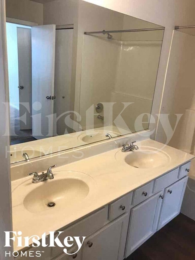 Building Photo - 1151 Serendipity Dr