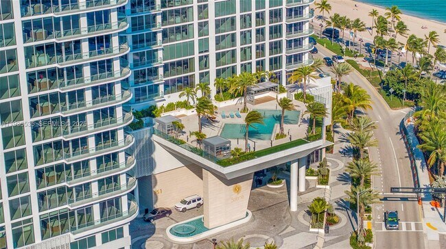 Building Photo - 151 N Seabreeze Blvd