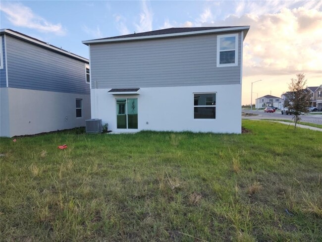 Building Photo - 2704 Lookout Rdg Rd