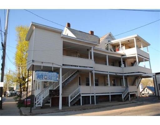 Building Photo - 126 Pleasant St