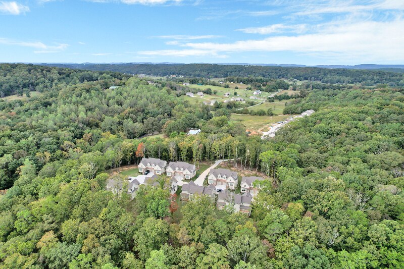 Building Photo - 499 Hungry Hollow Rd SE