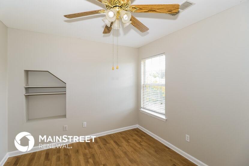 Building Photo - 10176 Fox Chase Dr