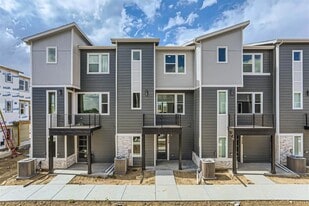 Building Photo - 2748 W 68th Ave