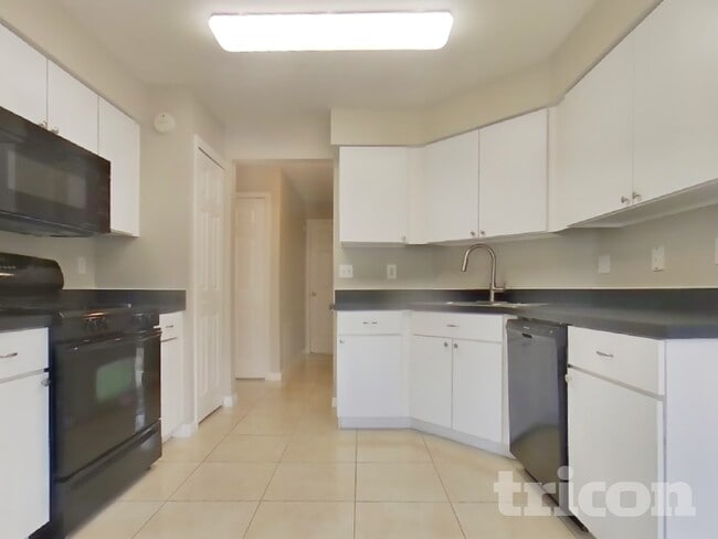 Building Photo - 13235 Moonflower Ct