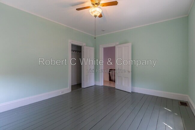 Building Photo - 23 Parsonage Rd