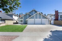 Building Photo - 2556 E Elsiena Way