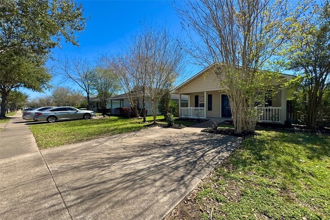 Building Photo - 3455 Angel Ln