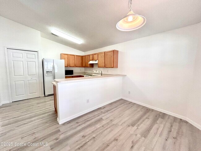 Building Photo - 4042 Wilkes Dr