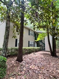 Building Photo - 2985 Woodrich Dr