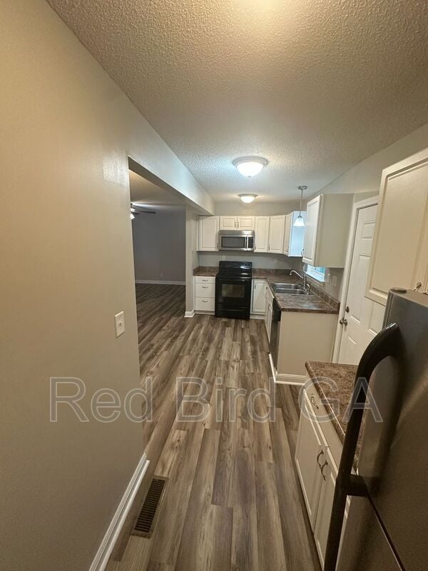 Building Photo - 1230 Harris St