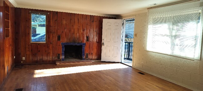 Building Photo - 3025 SE 131st Ave