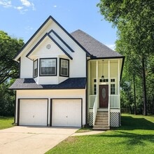 Building Photo - 816 2nd St