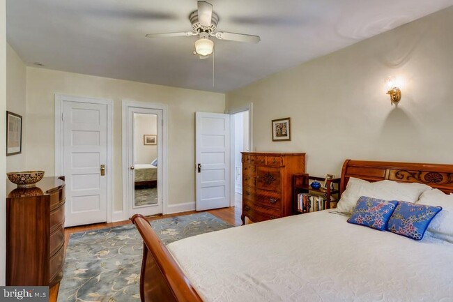 Building Photo - 3413 Guilford Terrace