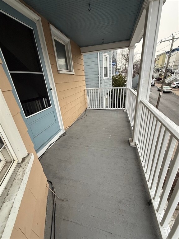 Building Photo - 133 Vernal St