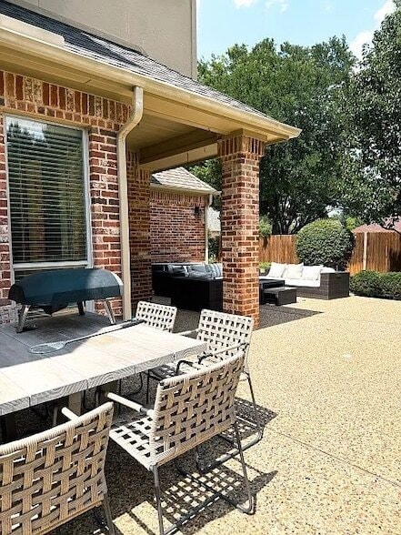 Building Photo - 801 Timber Lake Cir