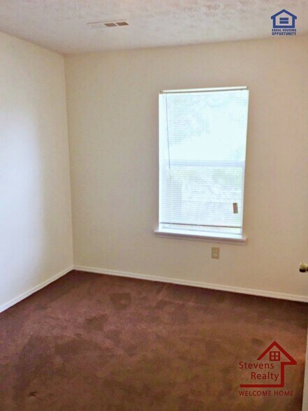 Building Photo - 169 Dogwood Pointe Dr