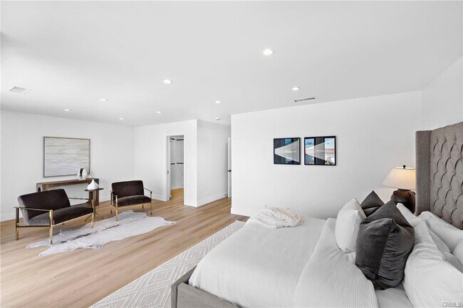 Building Photo - 26141 Via California