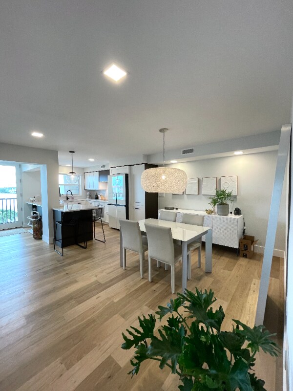 Building Photo - 3500 Gulf Shore Blvd N
