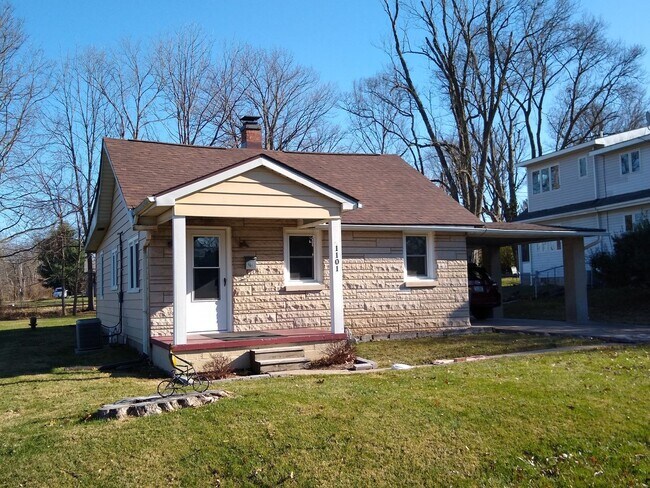 Building Photo - 1101 S Stull Ave