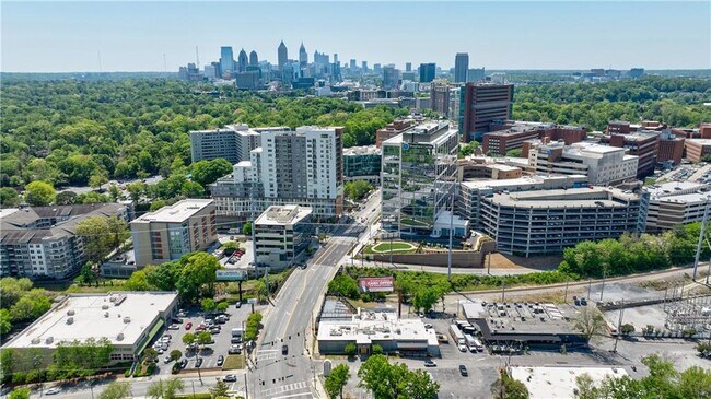 Building Photo - 2161 Peachtree Rd NE