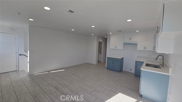 Building Photo - 10413 Avalon Blvd