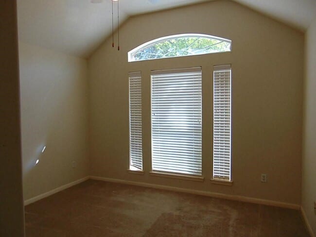 Building Photo - 11102 Creekline Meadow Ct