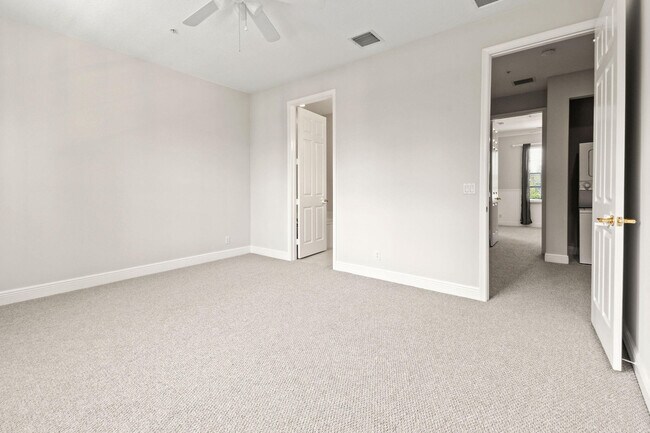 Building Photo - 109 Osceola Ln