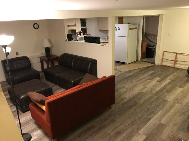 Building Photo - 47 Dixmont Ave