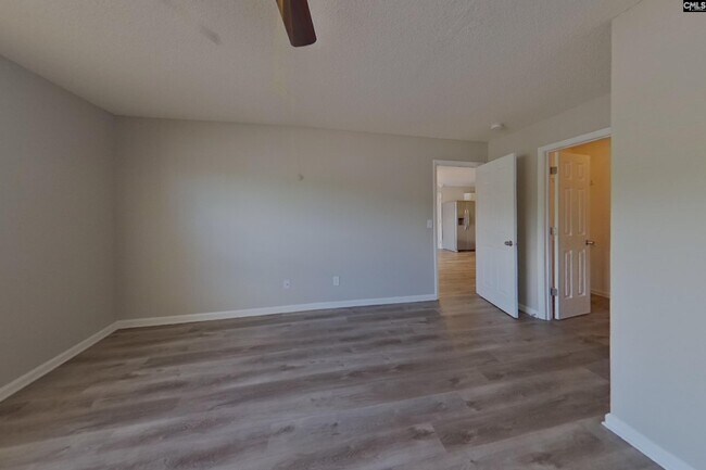 Building Photo - 61 Bluebead Ct