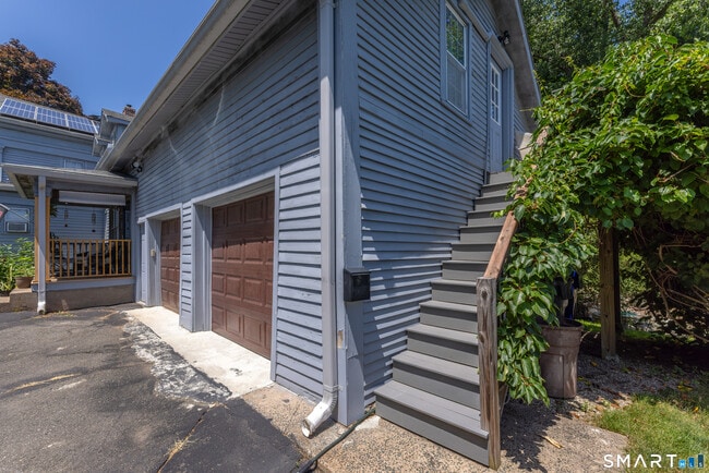 Building Photo - 2 Sutula Rd