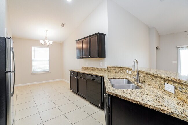 Building Photo - 3229 Hidden Meadows Ct