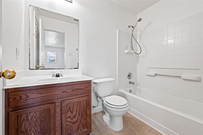 Building Photo - 5019 Woodland Meadows Ln