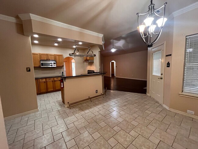 Building Photo - Gated Entry 5 bedroom, 3.5 Bath Home on 16+ Acres in Cleburne - Bring your horses and cattle!