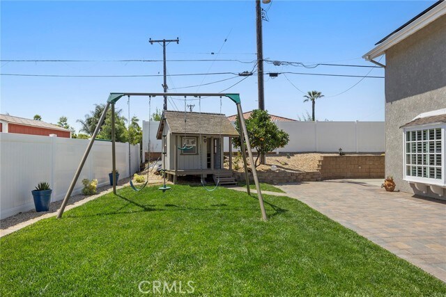 Building Photo - 17776 Buena Vista Ave