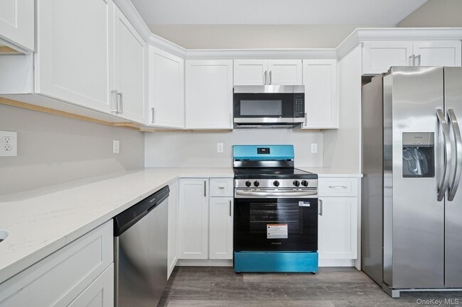 Building Photo - 153 Greenwich Ave