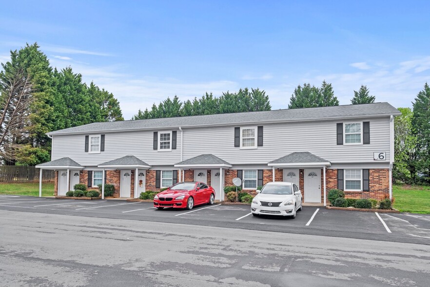 Interior Photo - Townhomes @ Humboldt Village