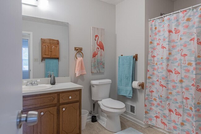 Building Photo - 2650 Montego Dr