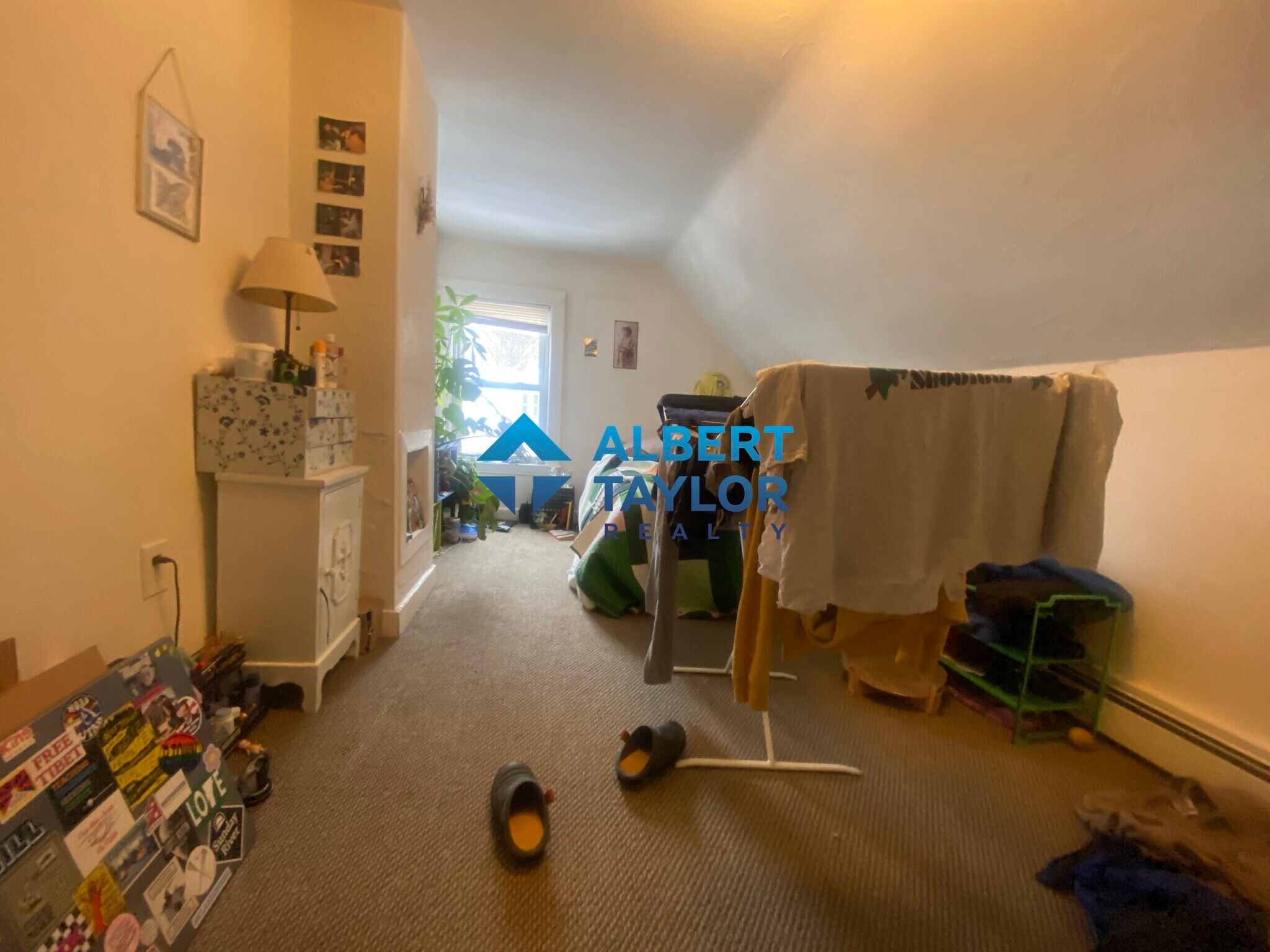 Building Photo - 64 Murdock St