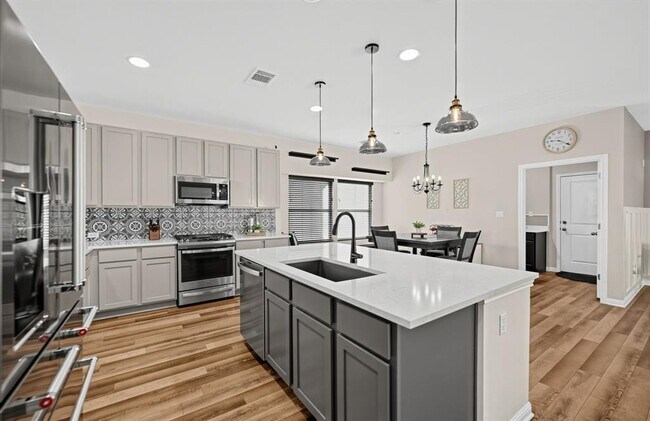 Building Photo - 261 Arabian Colt Dr