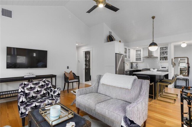 Building Photo - 11 Eustis Ave