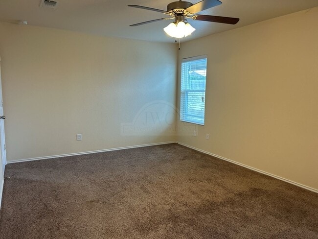 Building Photo - 5305 Eagles Nest Dr